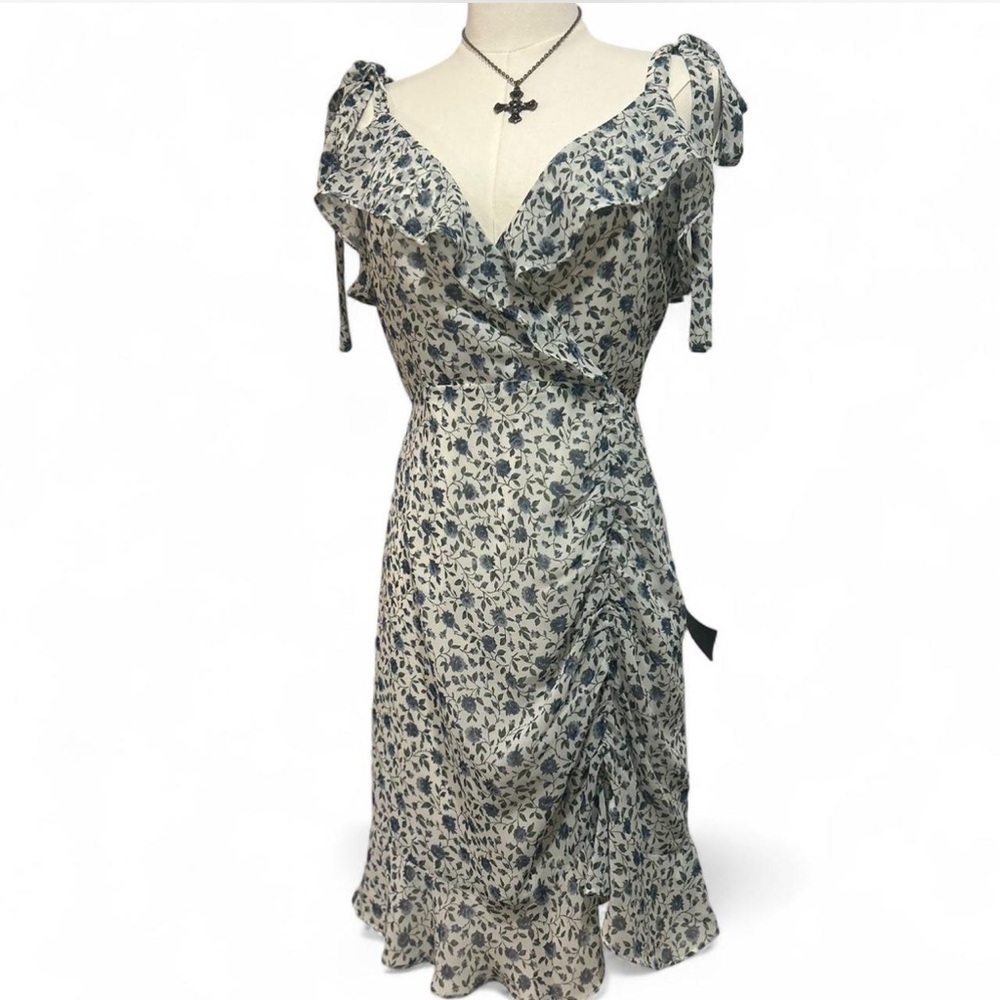 NWT Lulus| Flourishing Blooms White Floral Tie-Strap Ruched Mini Dress Size M